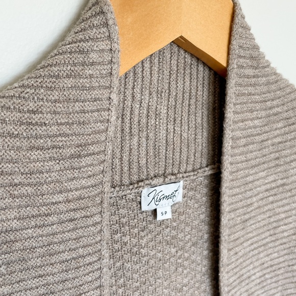 Tri-Colour Open Cardigan Sweater - Picture 3 of 3